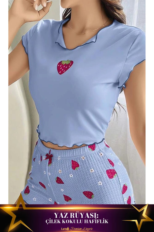 Çilek Desenli Şortlu Pijama Takımı Mavi Renk Mavi