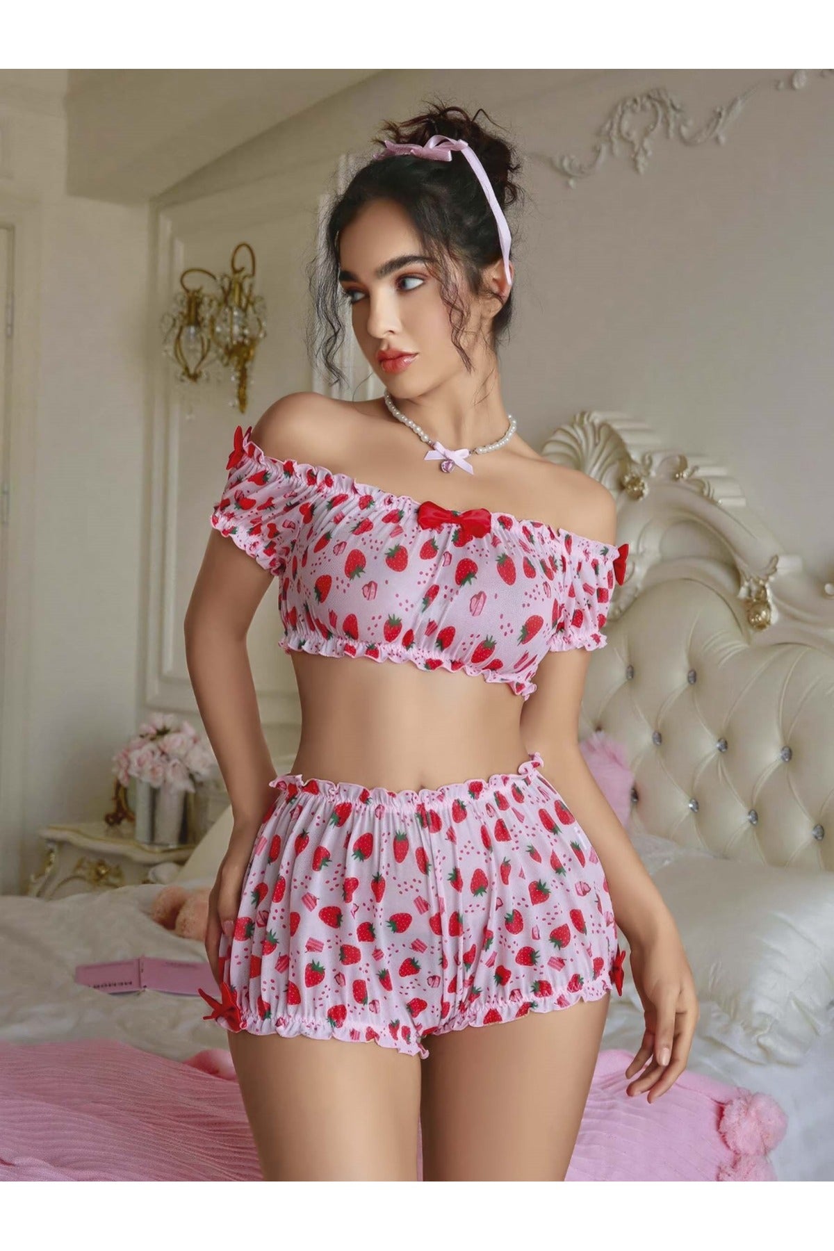FANTEZİ ÇİLEK KIZ SEXY KOSTÜM ŞORTLU TAKIM Beyaz