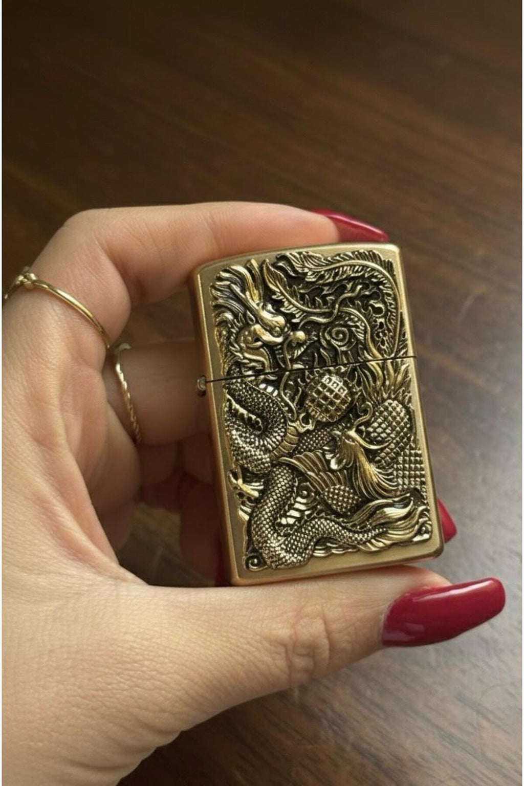 EJDERHA İŞLEMELİ GOLD METAL ÇAKMAK